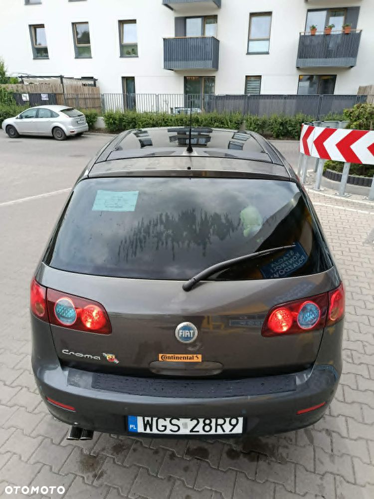 Toyota Avensis - 7