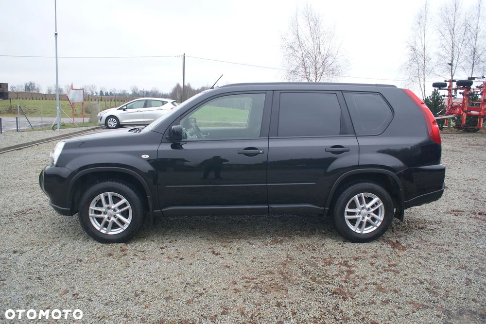 Nissan X-Trail 2.0 dCi 4x4 DPF SE - 6