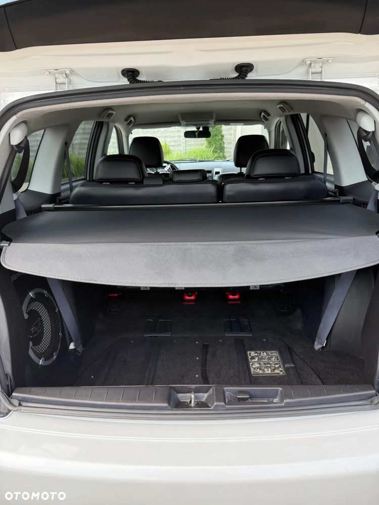 Mitsubishi Outlander 2.2 DID Intense + EU5 - 8