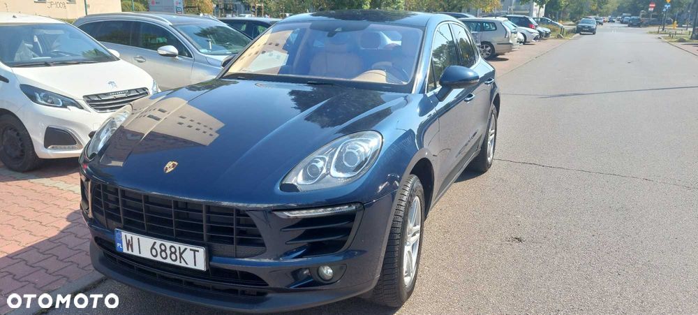 Porsche Macan - 1