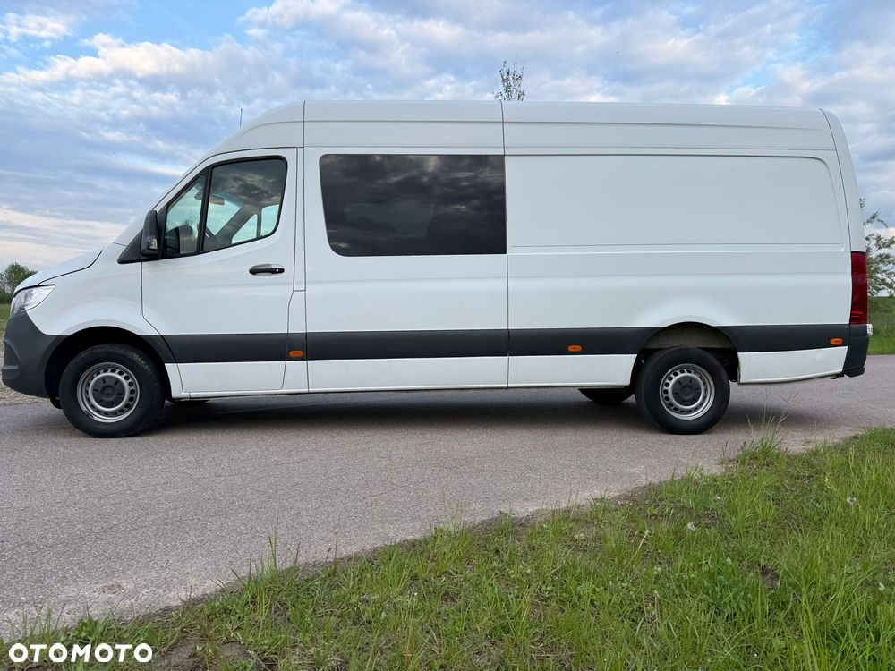 Mercedes-Benz Sprinter - 9