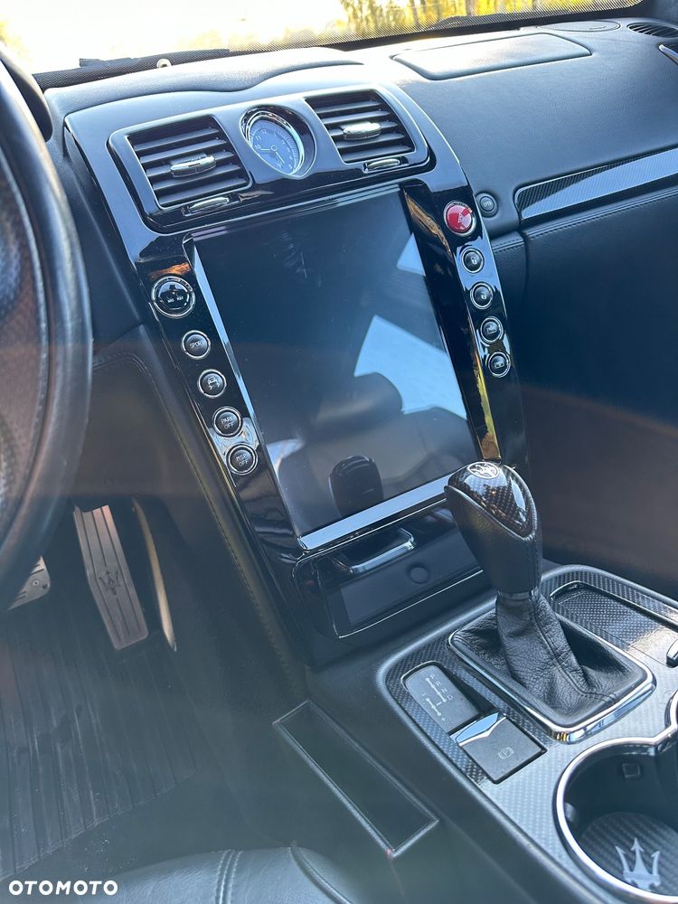 Maserati Quattroporte - 7