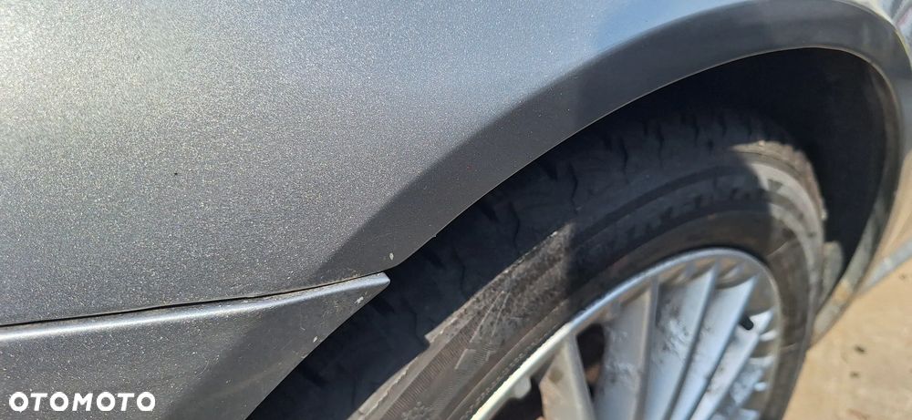 Alfa Romeo 159 Błotnik Przód Przedni Lewy Kod Lakieru 651 - 9