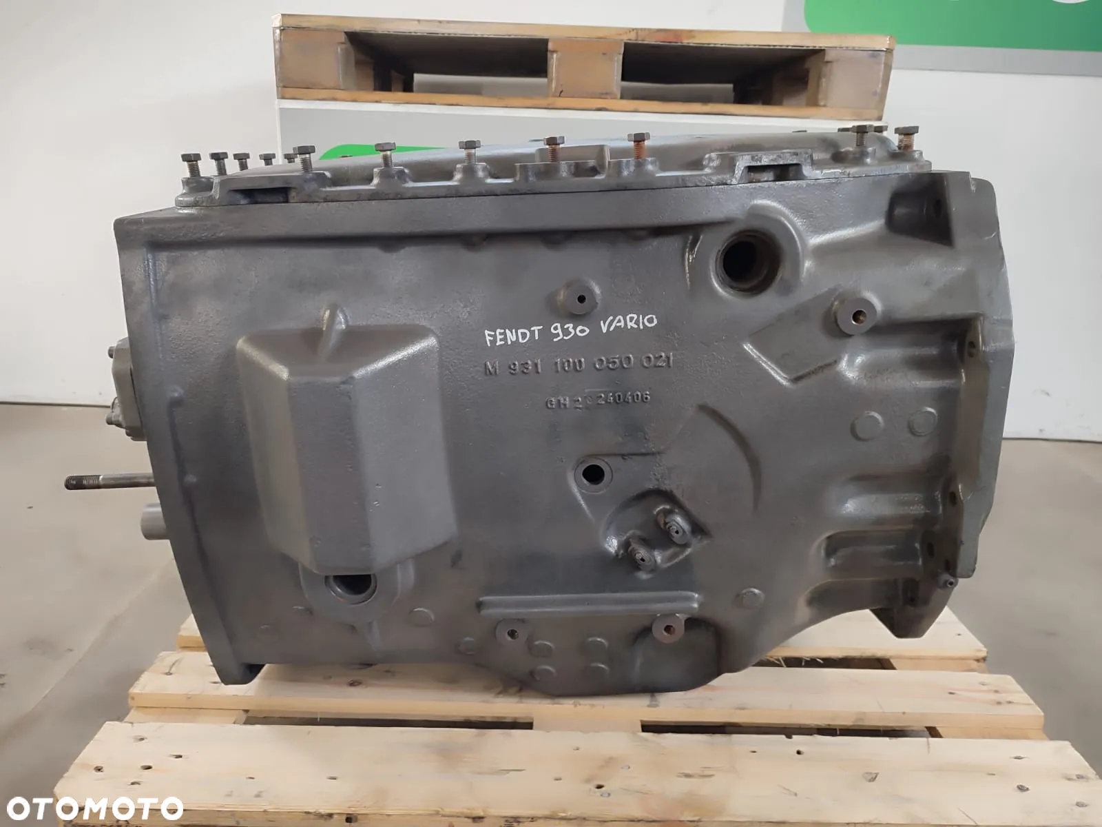 Obudowa skrzyni biegów M931100050021 FENDT 930 VARIO - 6