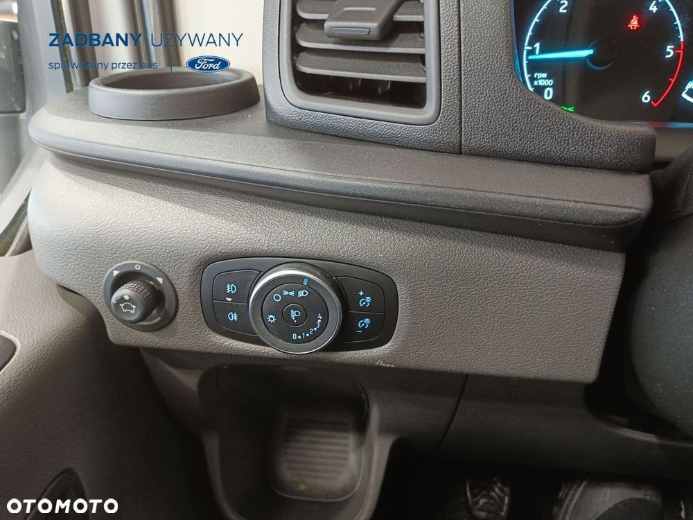 Ford Transit - 19