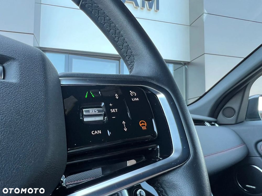 Land Rover Discovery Sport - 13