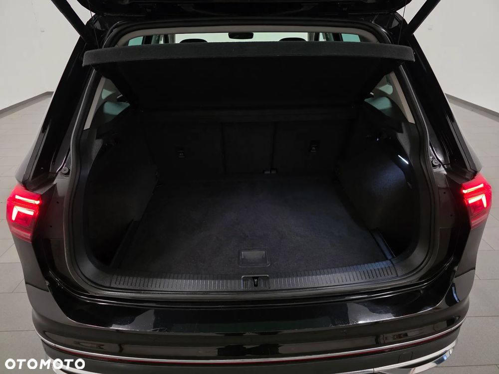 Volkswagen Tiguan 2.0 TSI 4Mot Elegance DSG - 38