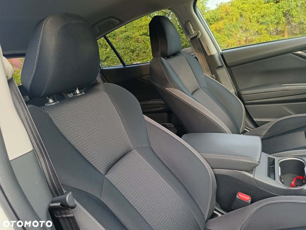 Subaru Impreza 1.6i Lineartronic Exclusive - 17