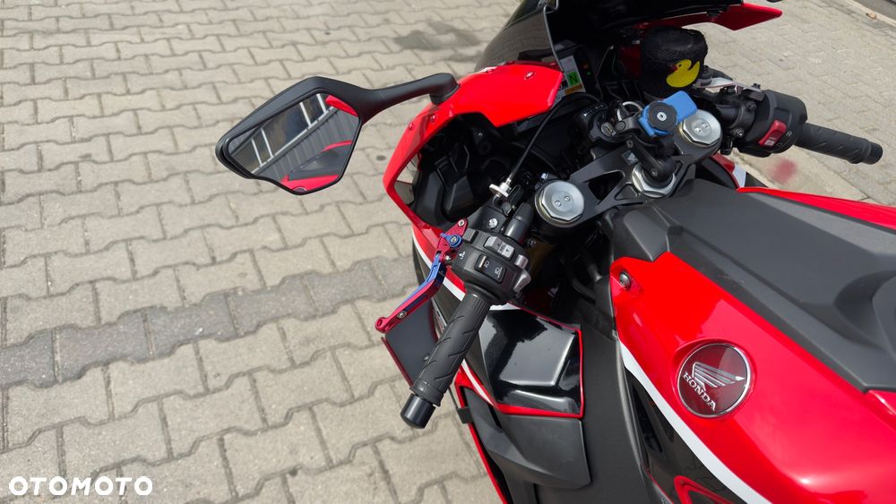Honda CBR - 18