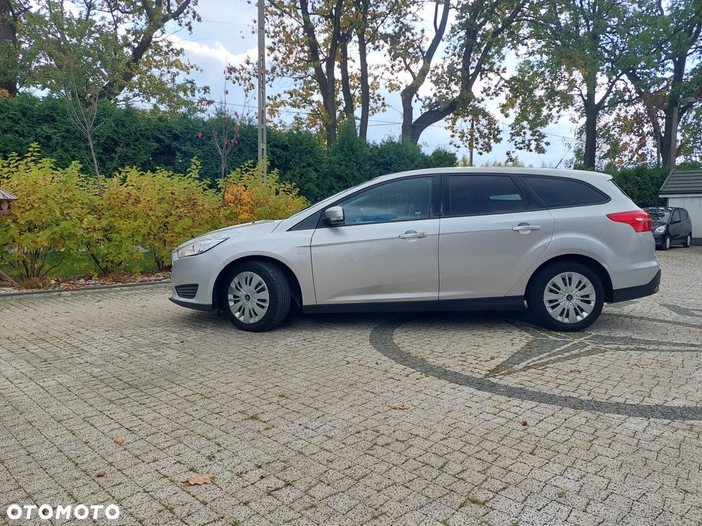 Ford Focus 1.5 TDCi Trend - 4