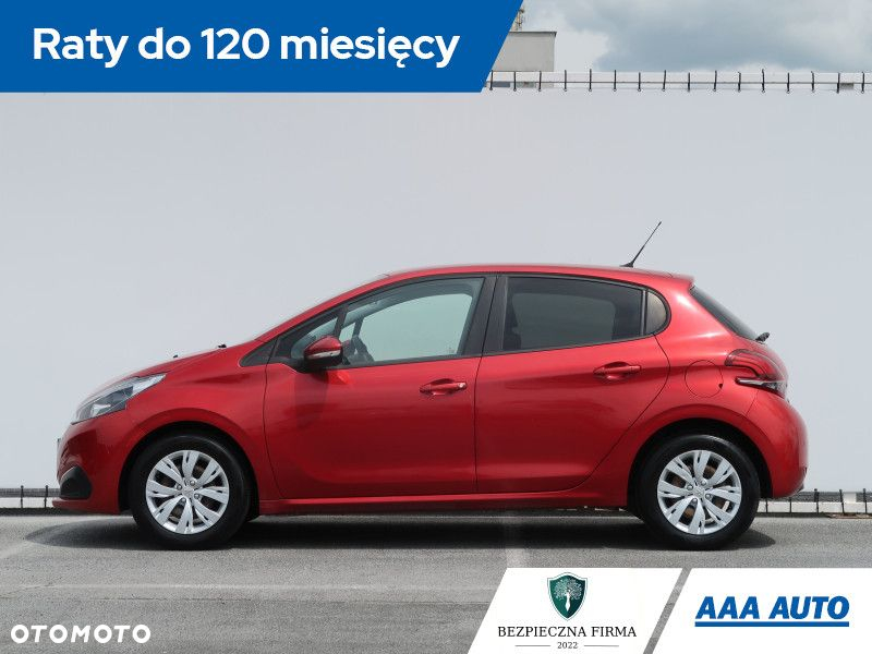 Peugeot 208 - 3