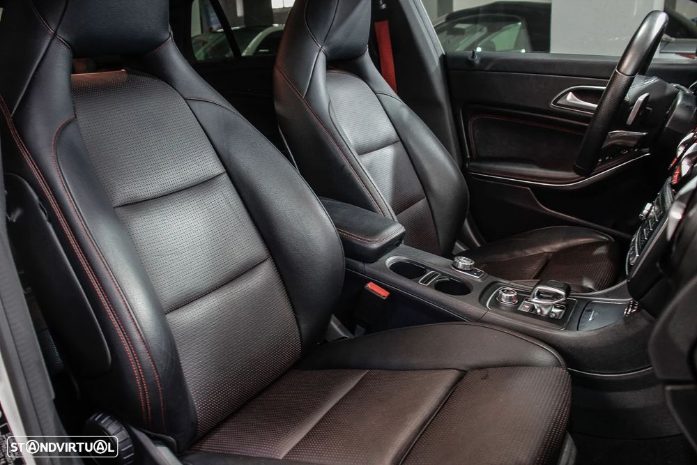 Mercedes-Benz CLA 45 AMG Shooting Brake 4-Matic - 20