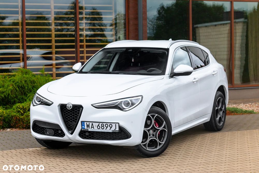 Alfa Romeo Stelvio 2.0 Turbo Executive Q4 - 2