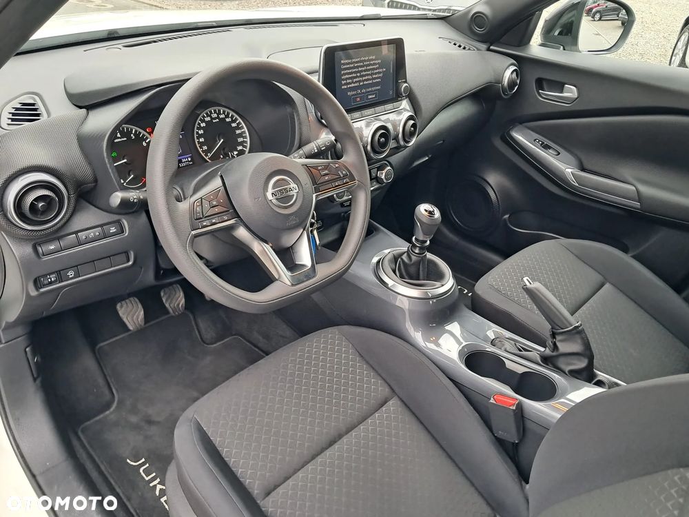 Nissan Juke 1.0 DIG-T N-Connecta - 16
