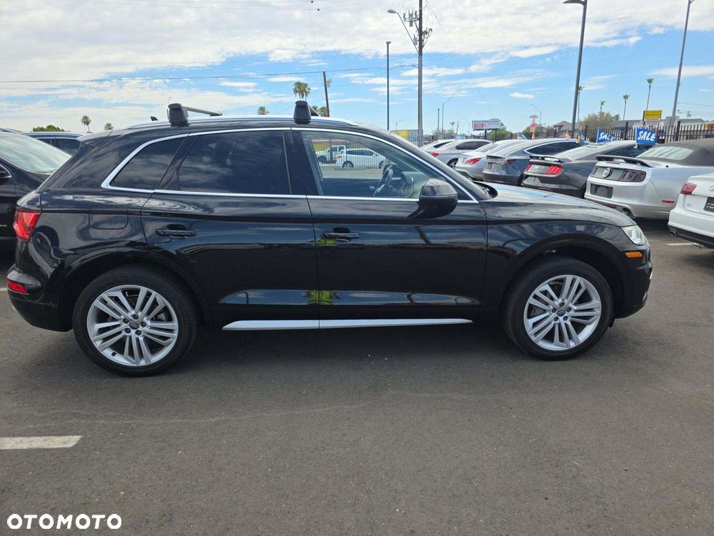 Audi Q5 2.0 TFSI Quattro S tronic sport - 2