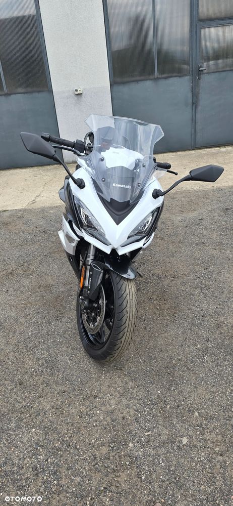 Kawasaki Ninja 1000 SX - 12
