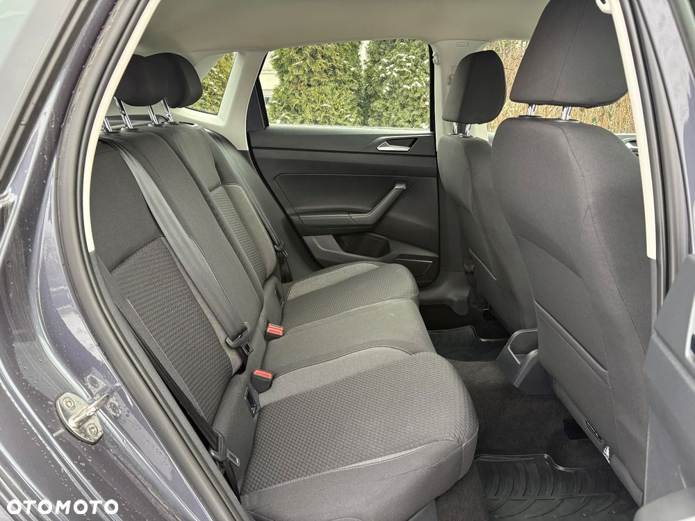 Volkswagen Polo 1.0 MPI Life - 18