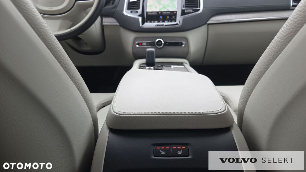 Volvo XC 90 B5 D AWD Plus Bright 7os - 26