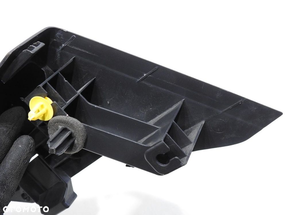 OSŁONA PLASTIK BAGAŻNIKA LEWY TYŁ VOLVO V50 - 6