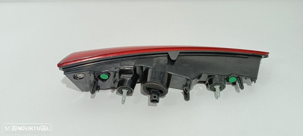 FAROLIM TRASEIRO DIREITO RENAULT CAPTUR II EDITION ONE - 5