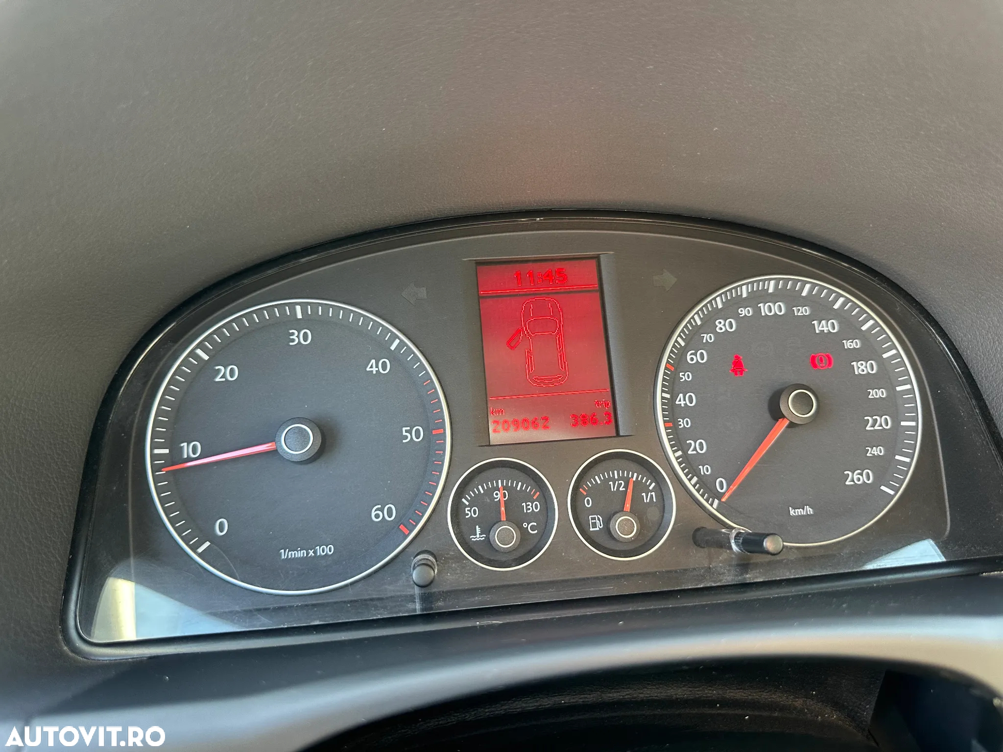 Volkswagen Touran 1.9 TDI DPF Conceptline - 14