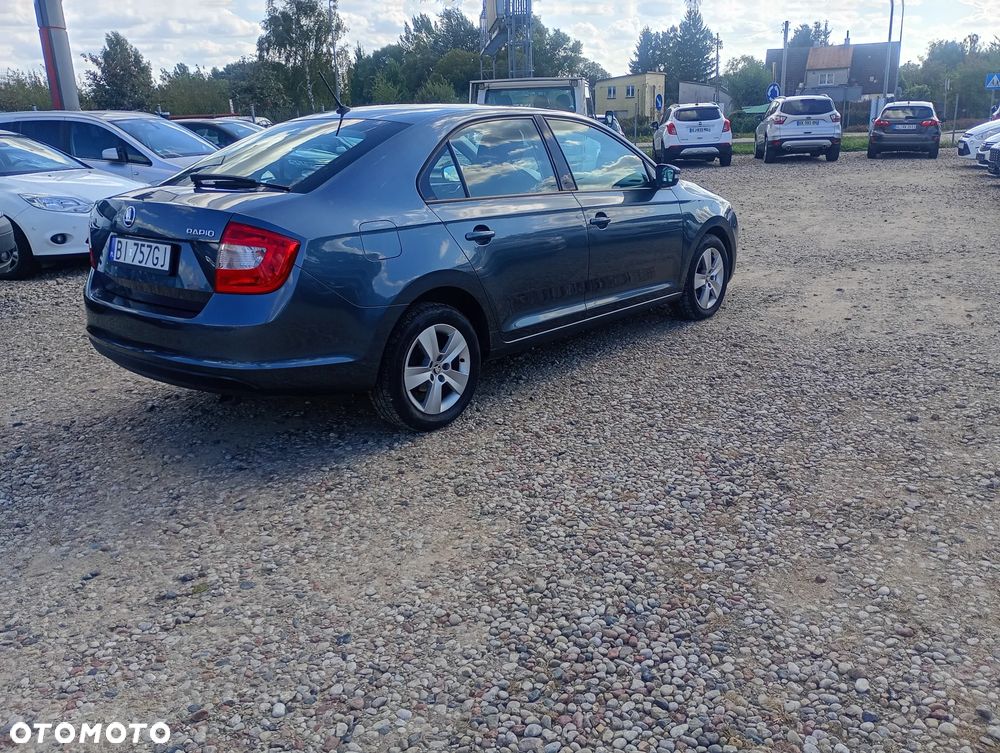 Skoda RAPID 1.2 TSI Ambition - 12