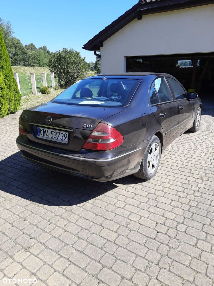 Mercedes-Benz Klasa E - 2