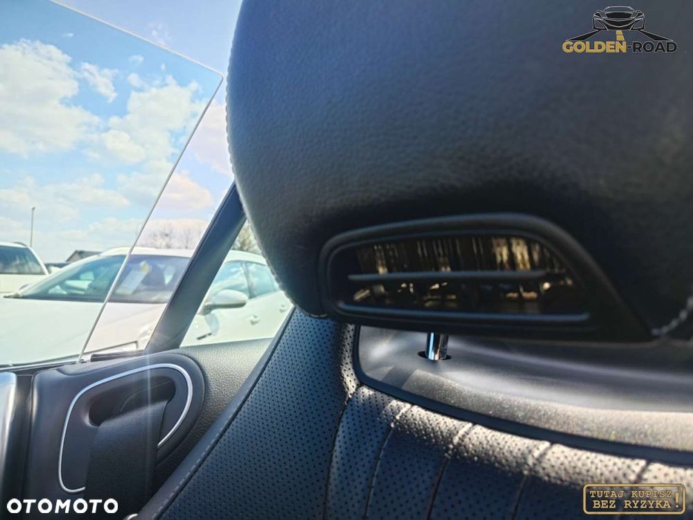 Mercedes-Benz Klasa E - 21