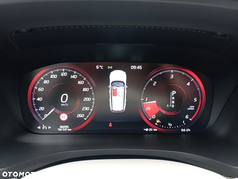 Volvo V60 D4 Momentum Pro - 14