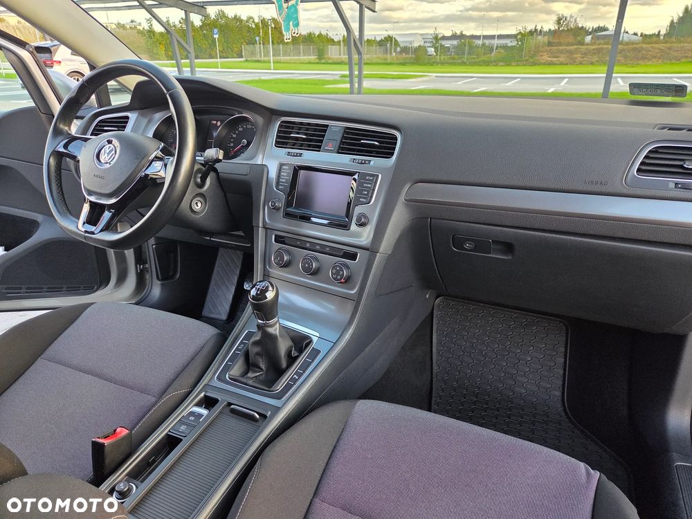 Volkswagen Golf 1.2 TSI BMT Trendline - 15