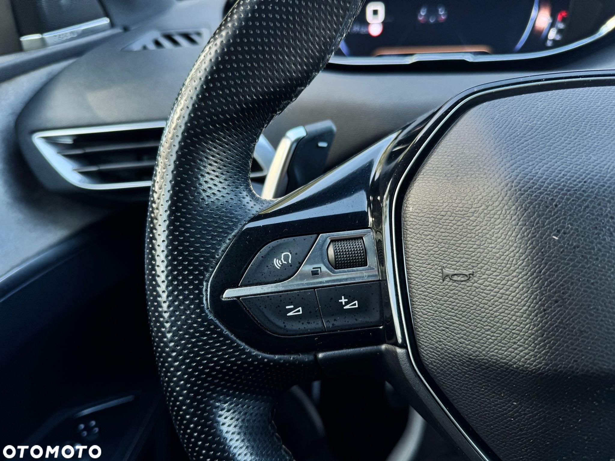 Peugeot 3008 BlueHDi 180 Stop & Start EAT8 GT - 17