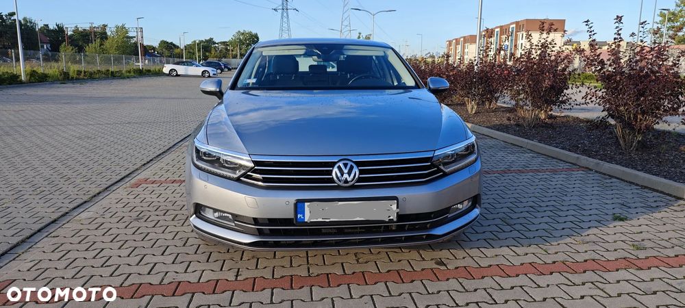 Volkswagen Passat 2.0 TDI SCR Comfortline - 9