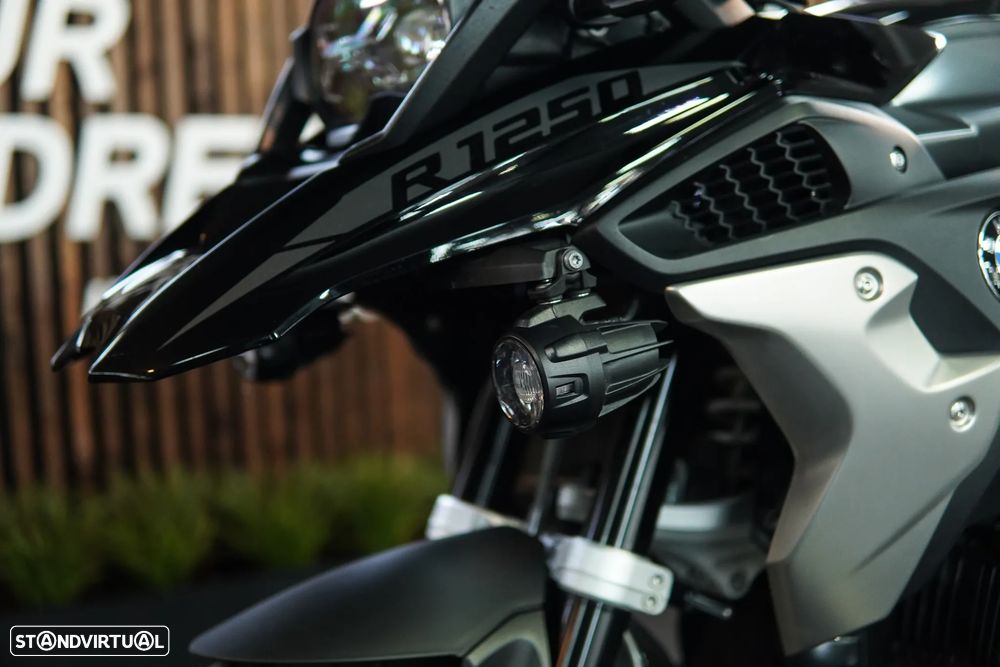 BMW R 1250 GS TRIPLE BLACK - 9