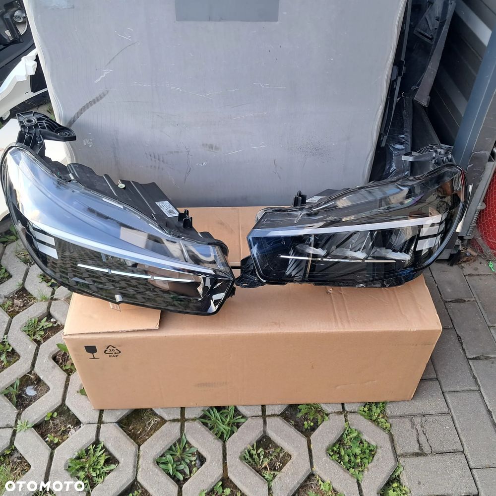 Lampy lewa + prawa Opel Corsa F Lift full led 2szt  przód przednie 9869000080 9868999680