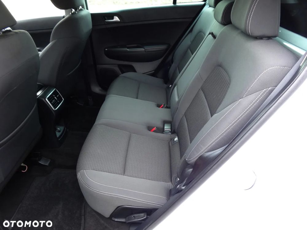 Kia Sportage 1.6 GDI L 2WD - 21
