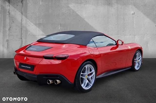 Ferrari Roma Spider - 12