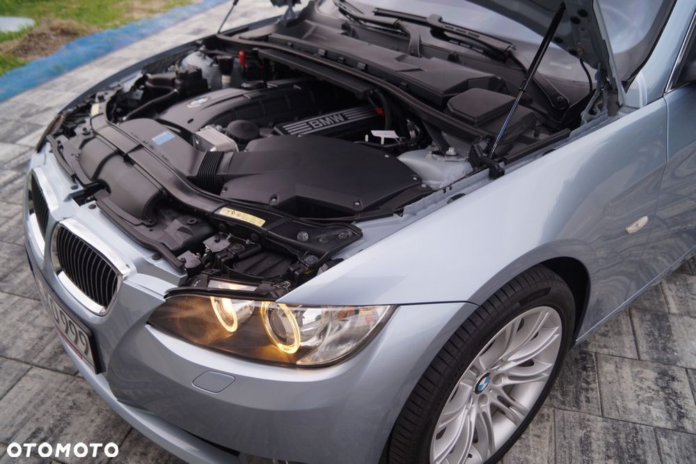 BMW Seria 3 325i - 34