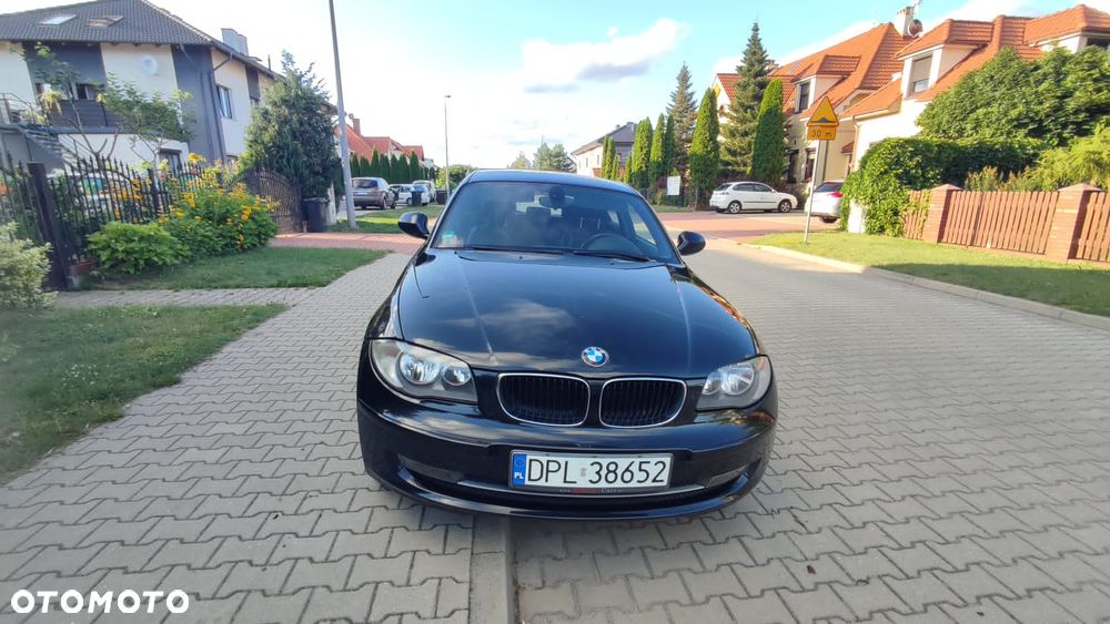 BMW Seria 1 116i Edition Sport - 9