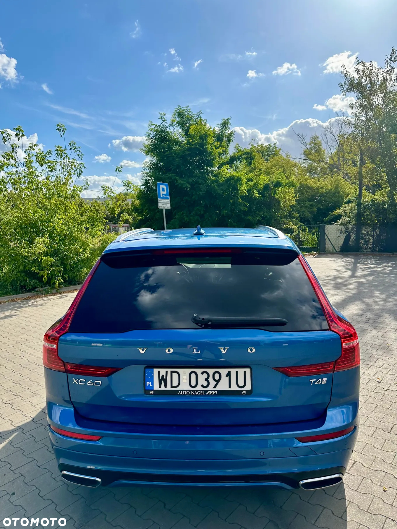Volvo XC 60 T4 R-Design - 9