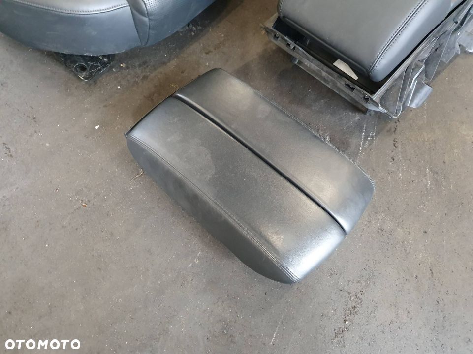 SIEDZENIE TYŁ AUDI A8 L D4 LONG - 6