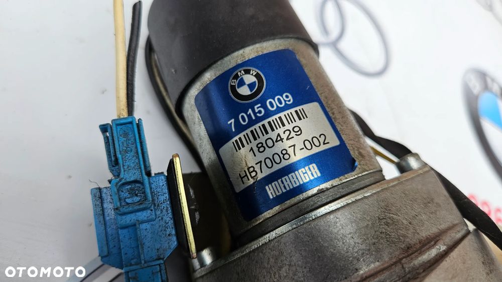 BMW 7 E65 E66 POMPA HYDRAULICZNA DOMYKANIA KLAPY TYŁ BAGAŻNIKA SIŁOWNIK SIŁOWNIKI KLAPY POMPKA 7015009 - 2