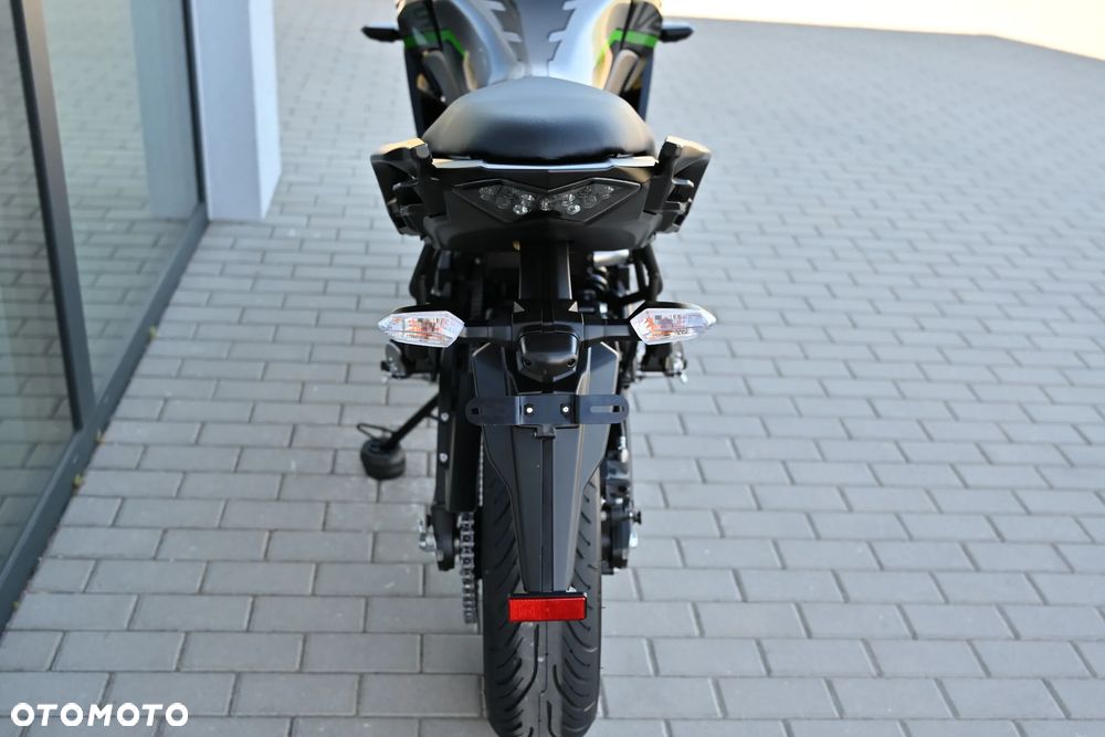 Kawasaki Versys 650 - 8