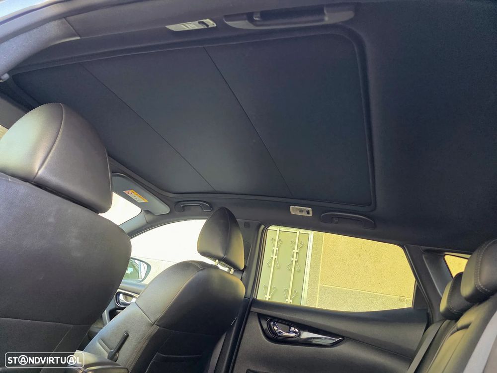 Nissan Qashqai 1.5 dCi N-Vision RS - 31
