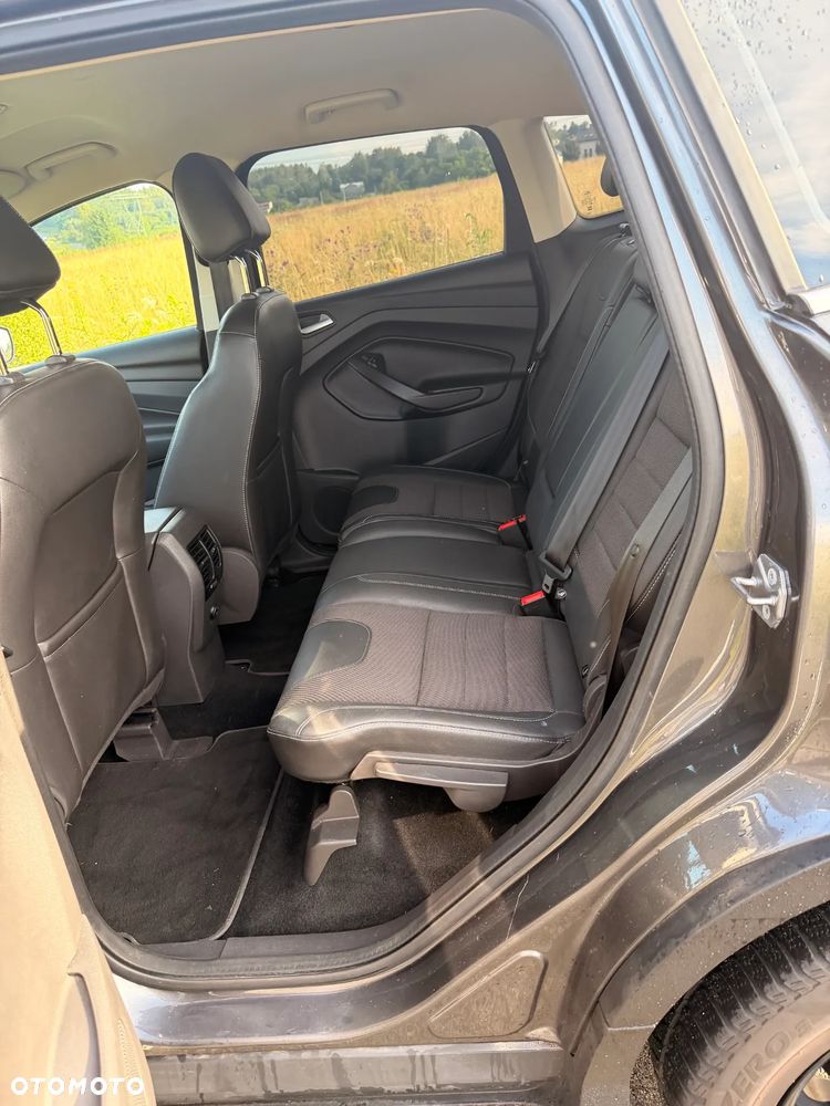 Ford Kuga 1.5 EcoBoost 2x4 Titanium - 7
