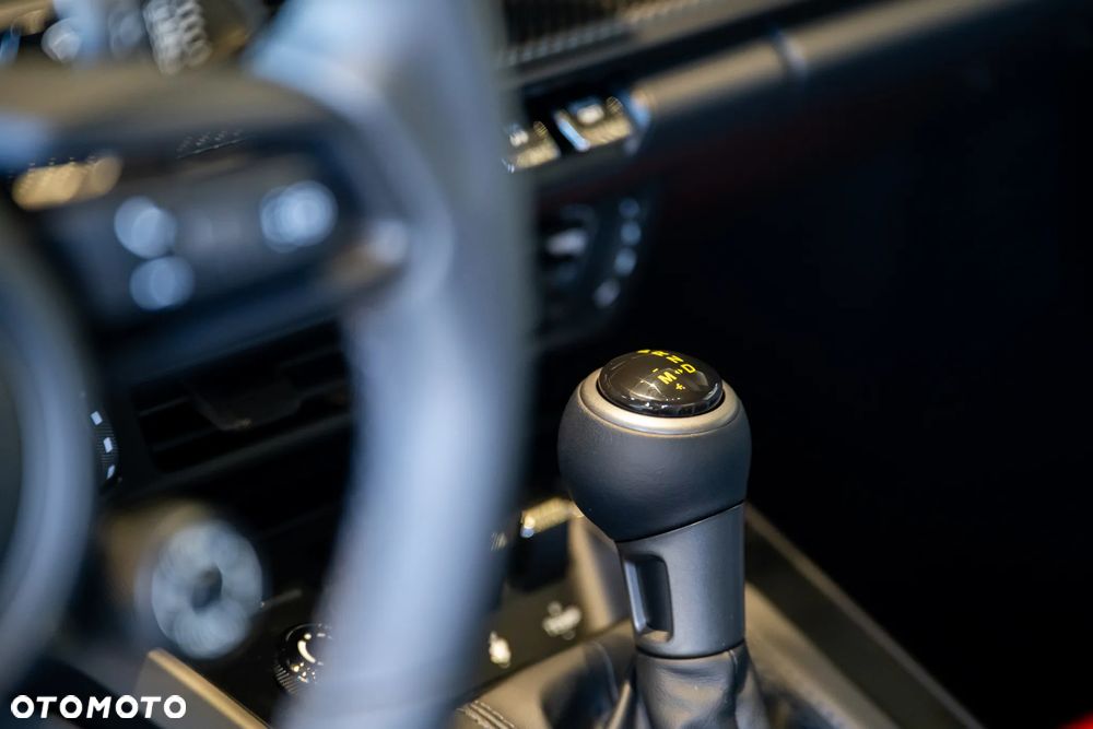 Porsche 911 GT3 Touring PDK - 19