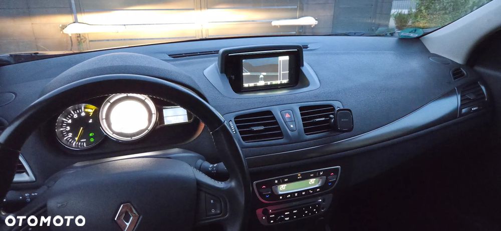 Renault Megane ENERGY TCe 130 EXPERIENCE - 36
