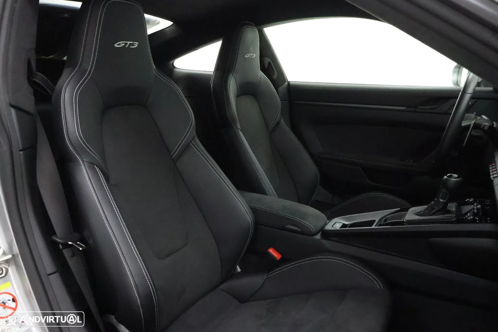 Porsche 911 (992) GT3 PDK - 36