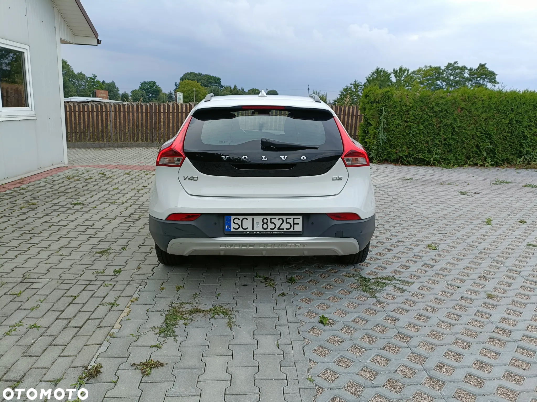 Volvo V40 Cross Country D2 Momentum - 6