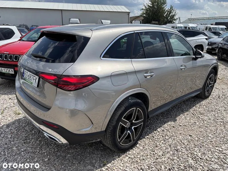 Mercedes-Benz GLC 220 d mHEV 4-Matic AMG Line - 4