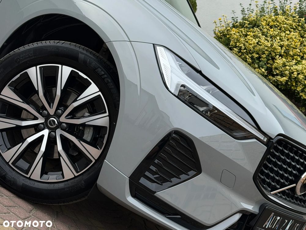 Volvo XC 60 B5 B AWD Geartronic RDesign - 33